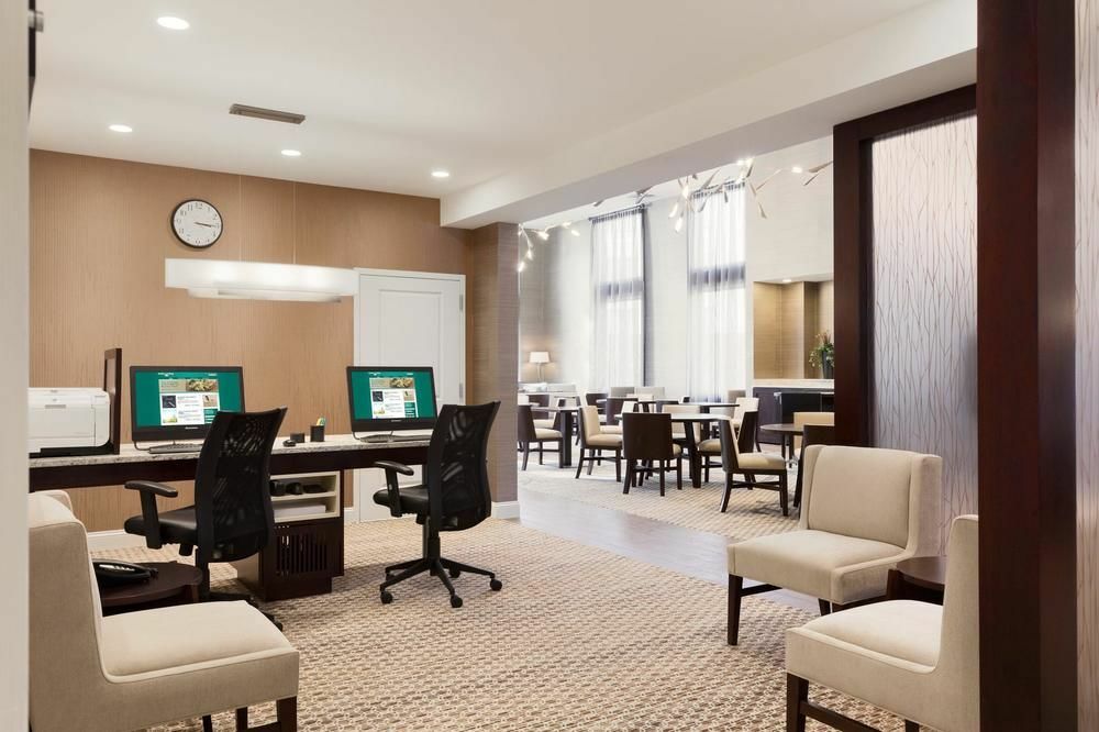 Homewood By Hilton Hotel Burlington